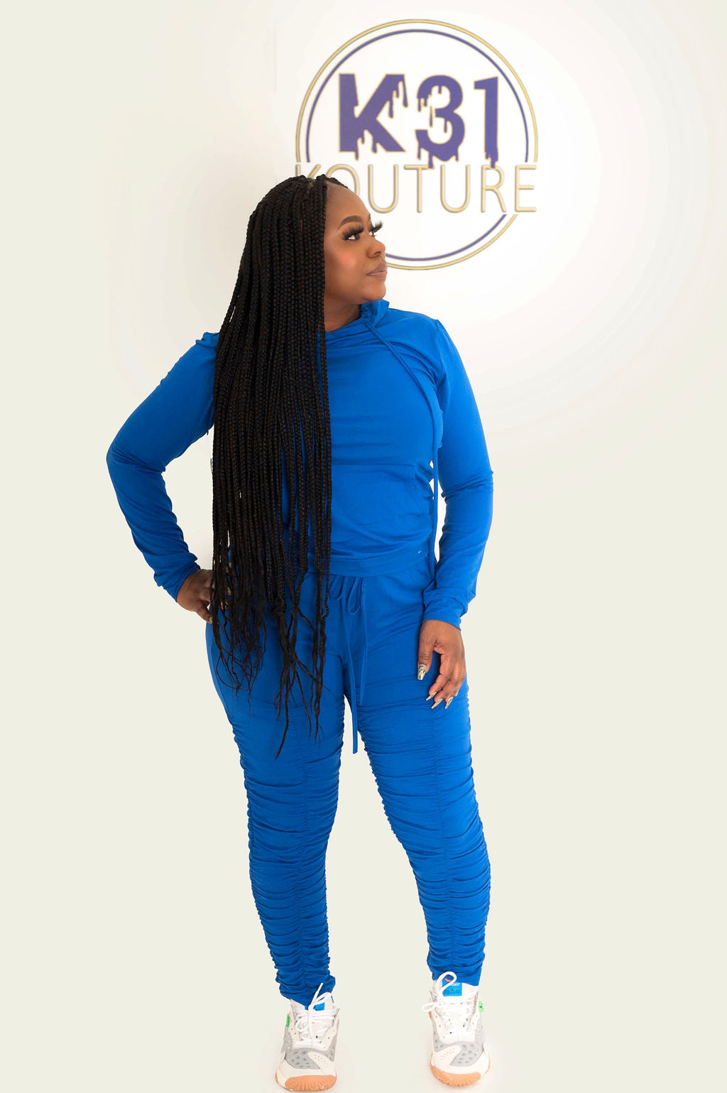 The Perfect Outfit for Any Occasion: How to Style a Blue Jumpsuit